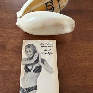 Vintage 1960s Mark Eden Bust Developer
